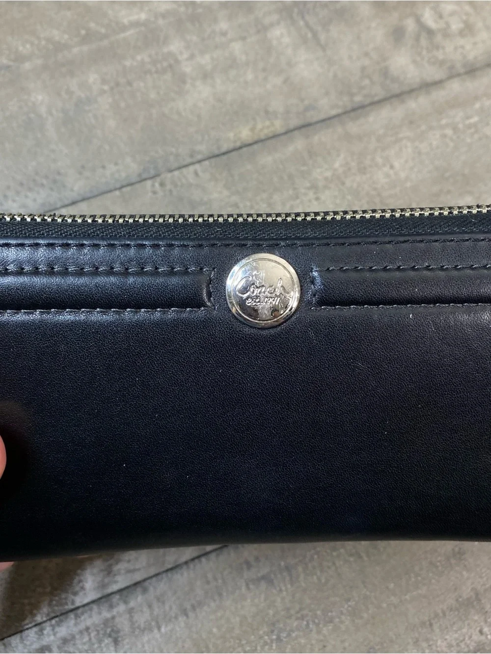 Coach Vintage Black Leather Zip Around Long Wallet Silver Button Accordion